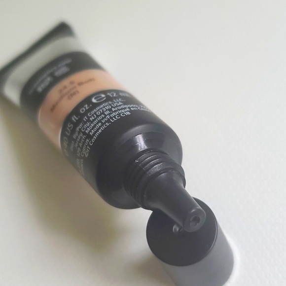 NEW It Cosmetics Bye Bye Under Eye Full Coverage Concealer 24.5 Medium Buff - Picture 4 of 5